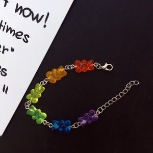 🍭🐻🌈 Rainbow Gummy Bear Bracelet